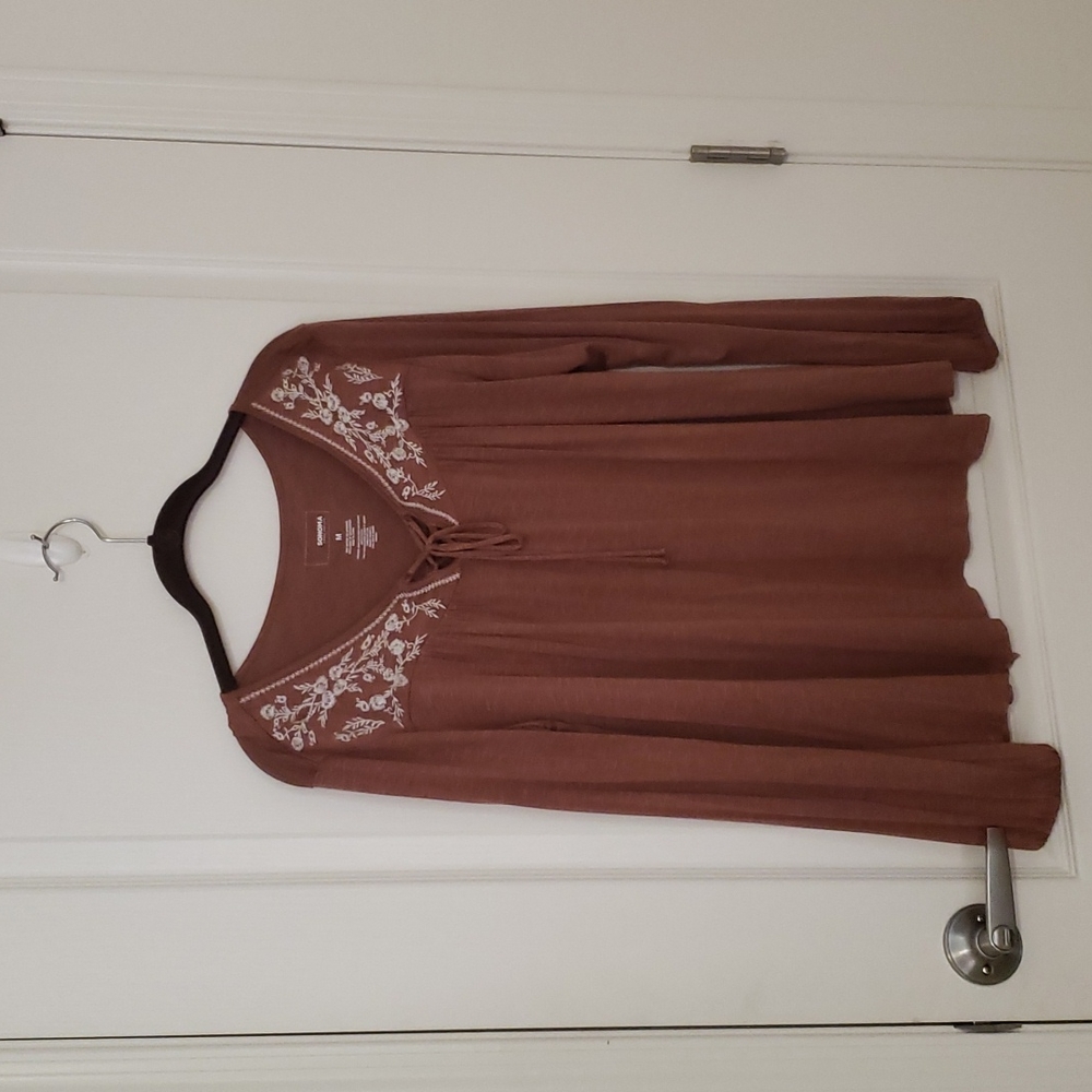 Soft flowey rayon blouse